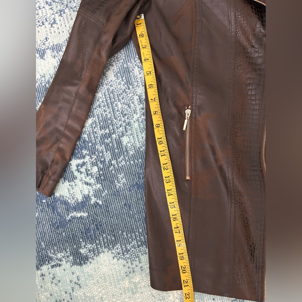 Insight Crocodile-Embossed Brown Leather Jacket - Picture 6 of 6
